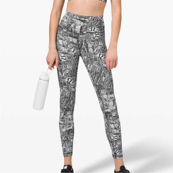 lululemon athletica Pants - Lululemon Wunder Train High-Rise Tight 25" Tear It Up Alpine White Black Size 4